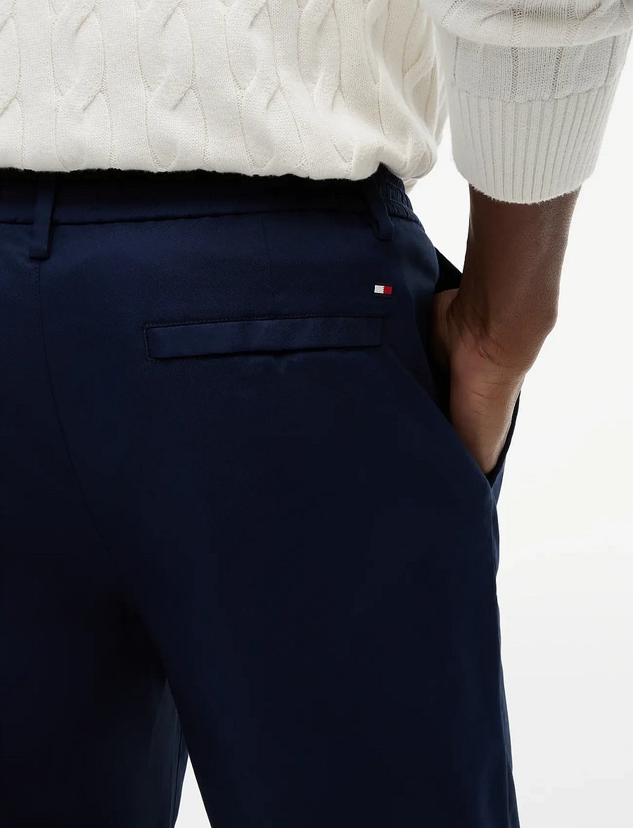 Tommy Hilfiger - HARLEM 3/4 EL TECH TWILL - carbon navy - 4