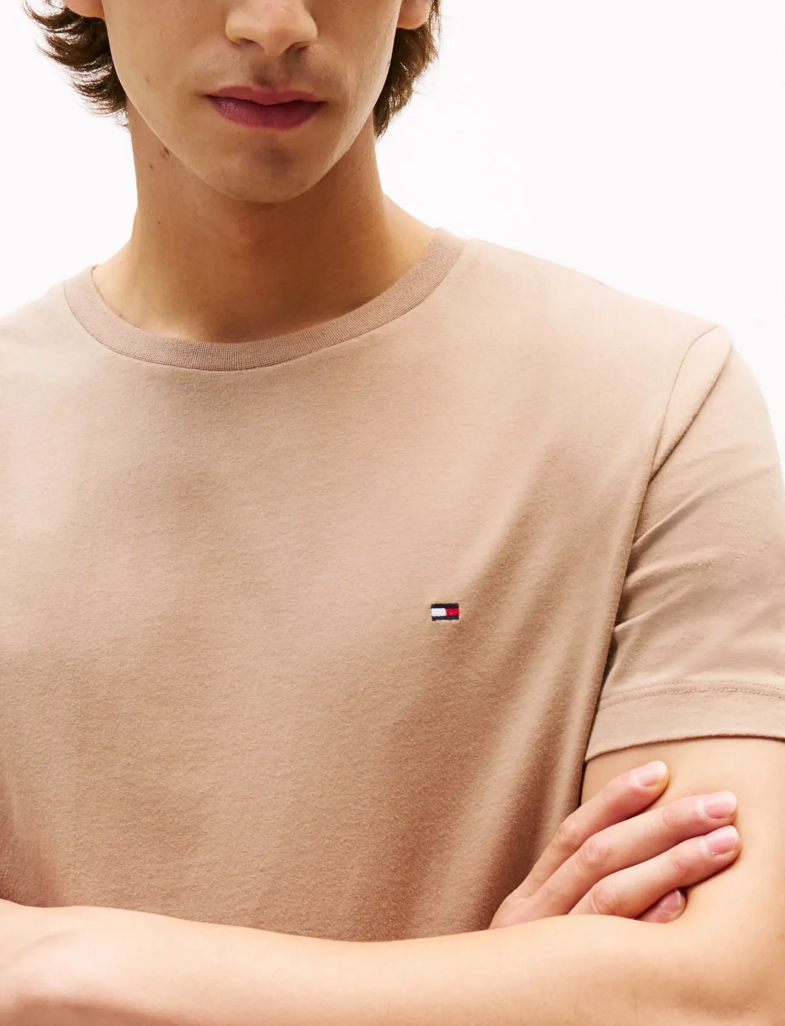 Tommy Hilfiger - ESS SEASONAL REG FIT SOLID TEE - t-shirts à manches courtes - coastal taupe - 4