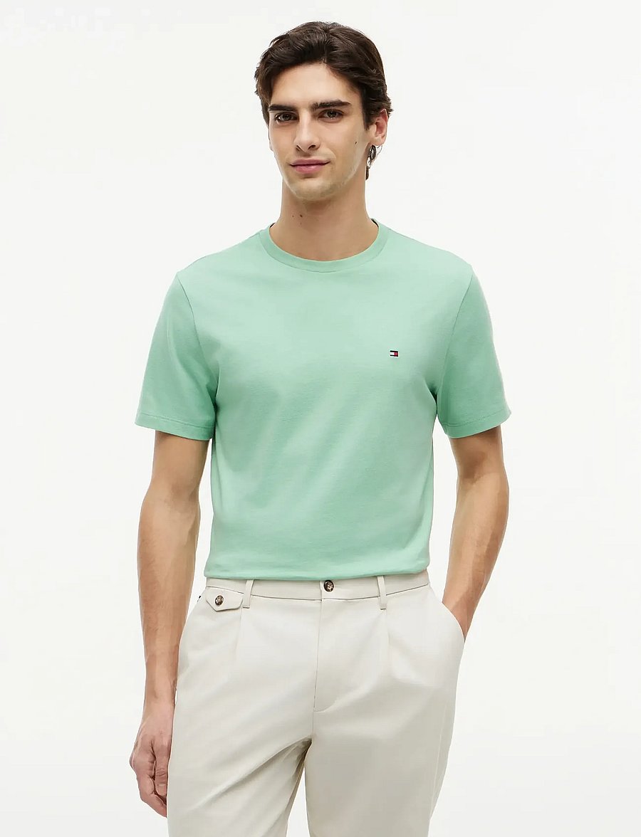 Tommy Hilfiger - ESS SEASONAL REG FIT SOLID TEE - kurzärmelig - cut grass - 0