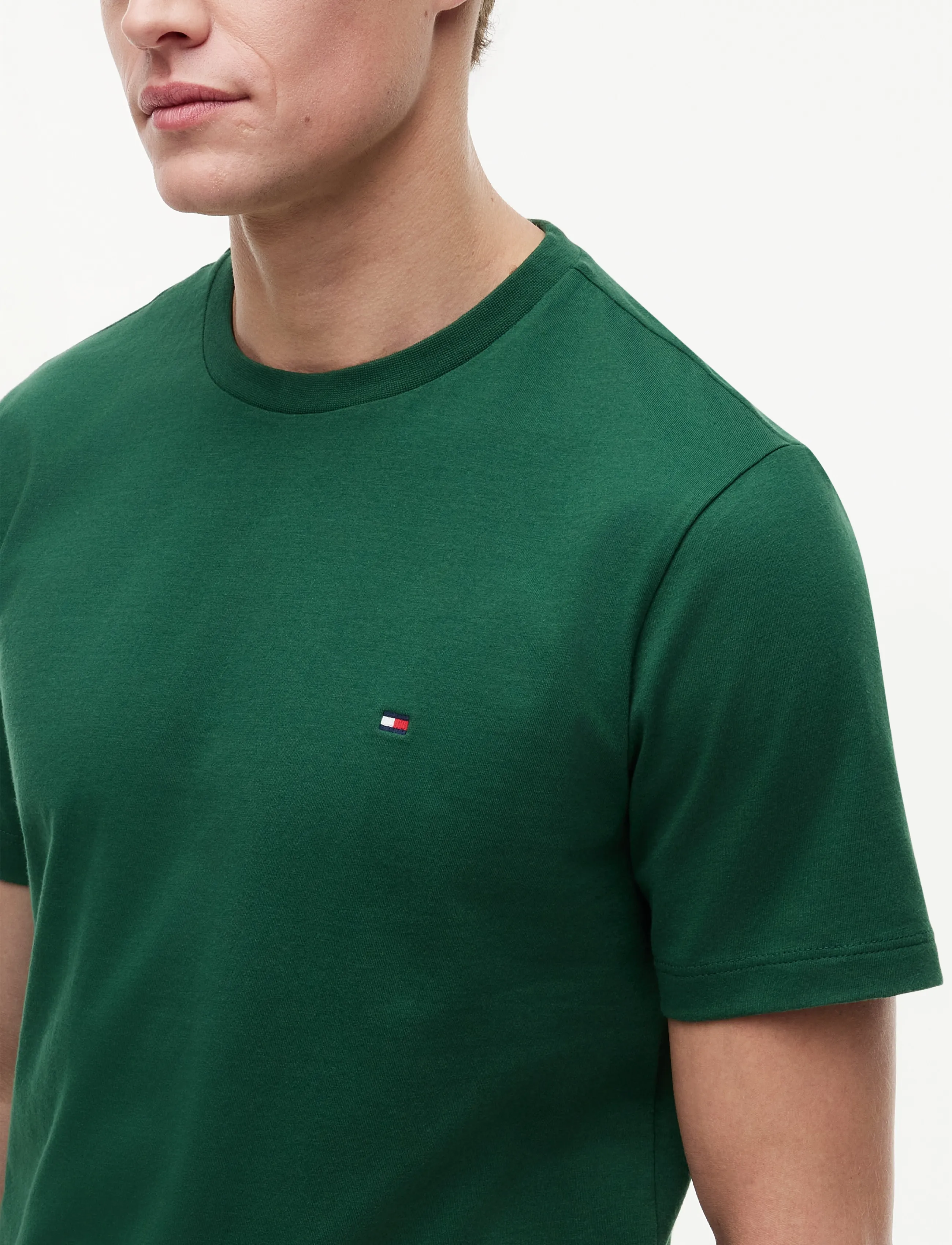Tommy Hilfiger - ESS SEASONAL REG FIT SOLID TEE - kortärmade t-shirts - street green - 3