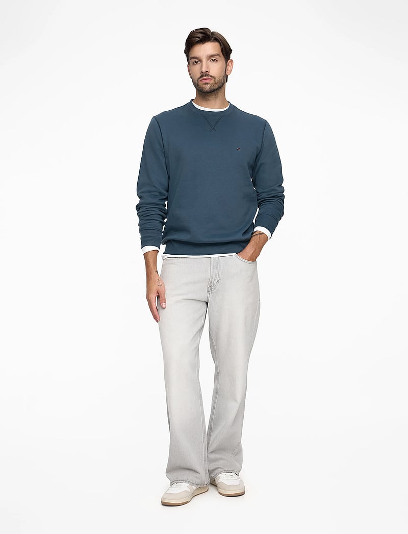 Tommy Hilfiger - ESS SEASONAL FLEECE CREWNECK - shoppa efter tillfälle - aegean sea - 2
