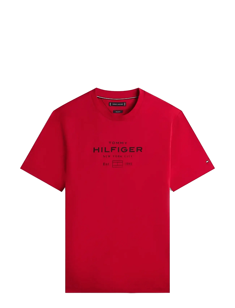 Tommy Hilfiger - HILFIGER STACK GRAPHIC TEE - kortärmade t-shirts - medium red - 1
