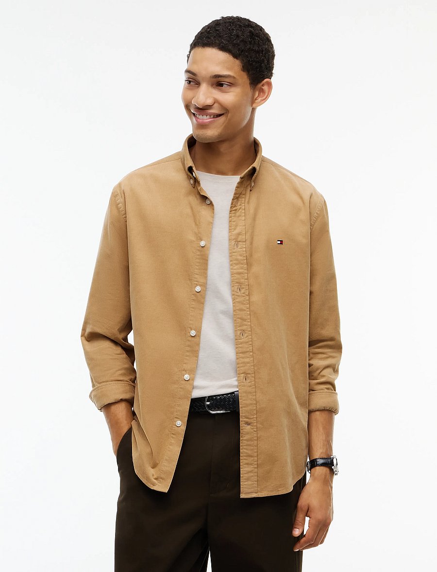Tommy Hilfiger - SOLID CORDUROY RF SHIRT - vabaajasärgid - desert - 0