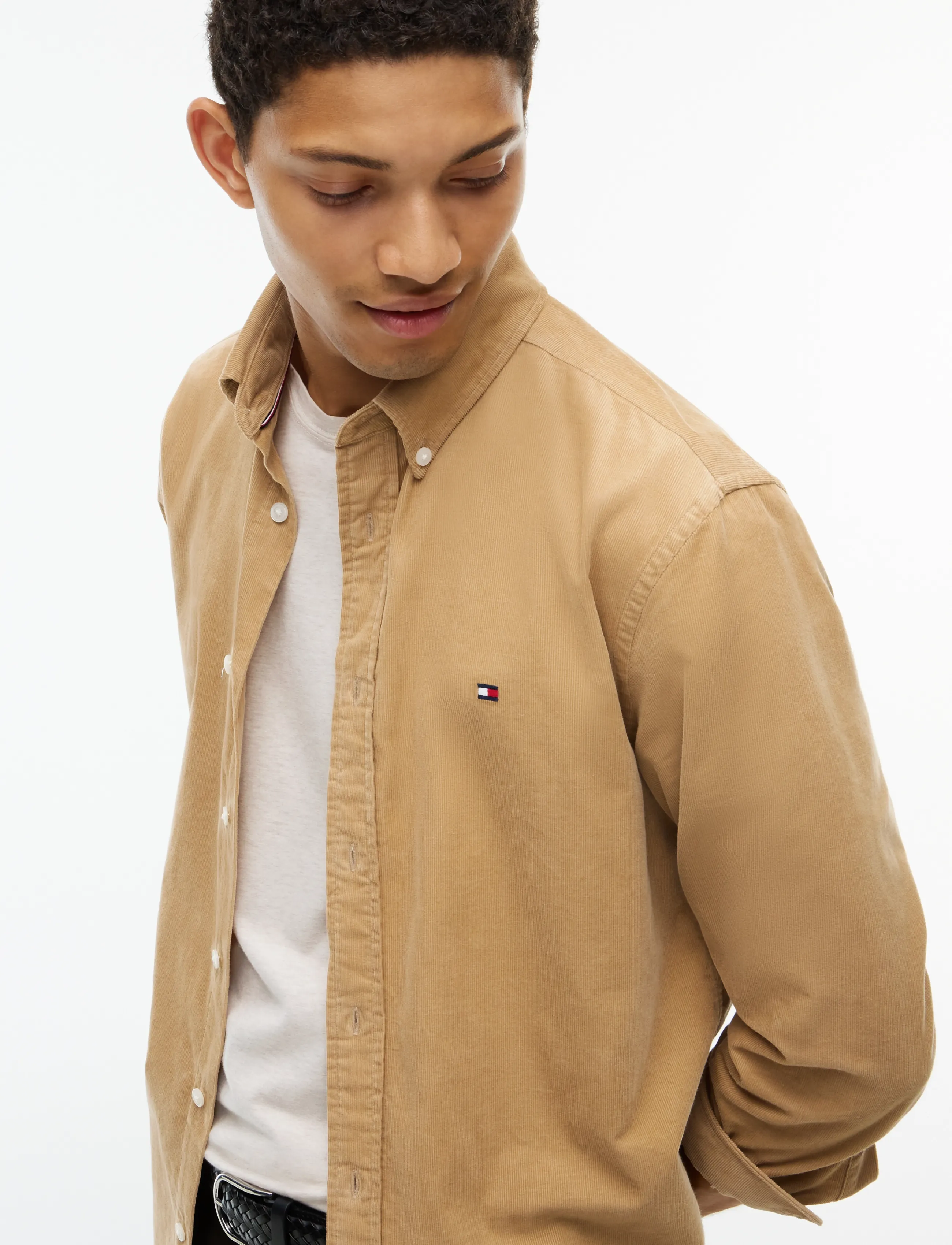 Tommy Hilfiger - SOLID CORDUROY RF SHIRT - vabaajasärgid - desert - 3