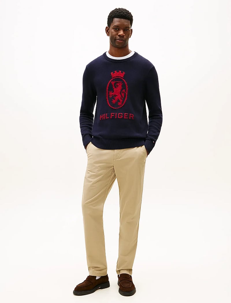 Tommy Hilfiger - GIFTING CREST CREW NECK - rundhalsad - desert sky/regatta red - 2