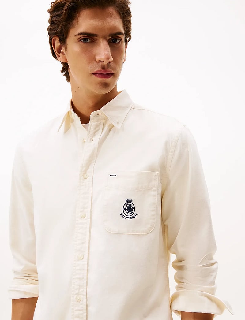 Tommy Hilfiger - BRUSHED OXF CREST POCKET SHIRT - oxford-hemden - ivory petal - 4