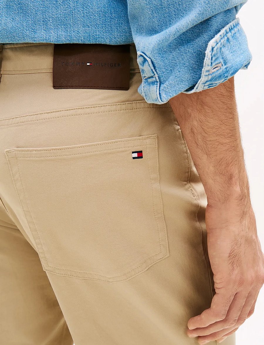 Tommy Hilfiger - DENTON 5PKT ESSENTIAL TWILL - casual byxor - sandalwood - 4