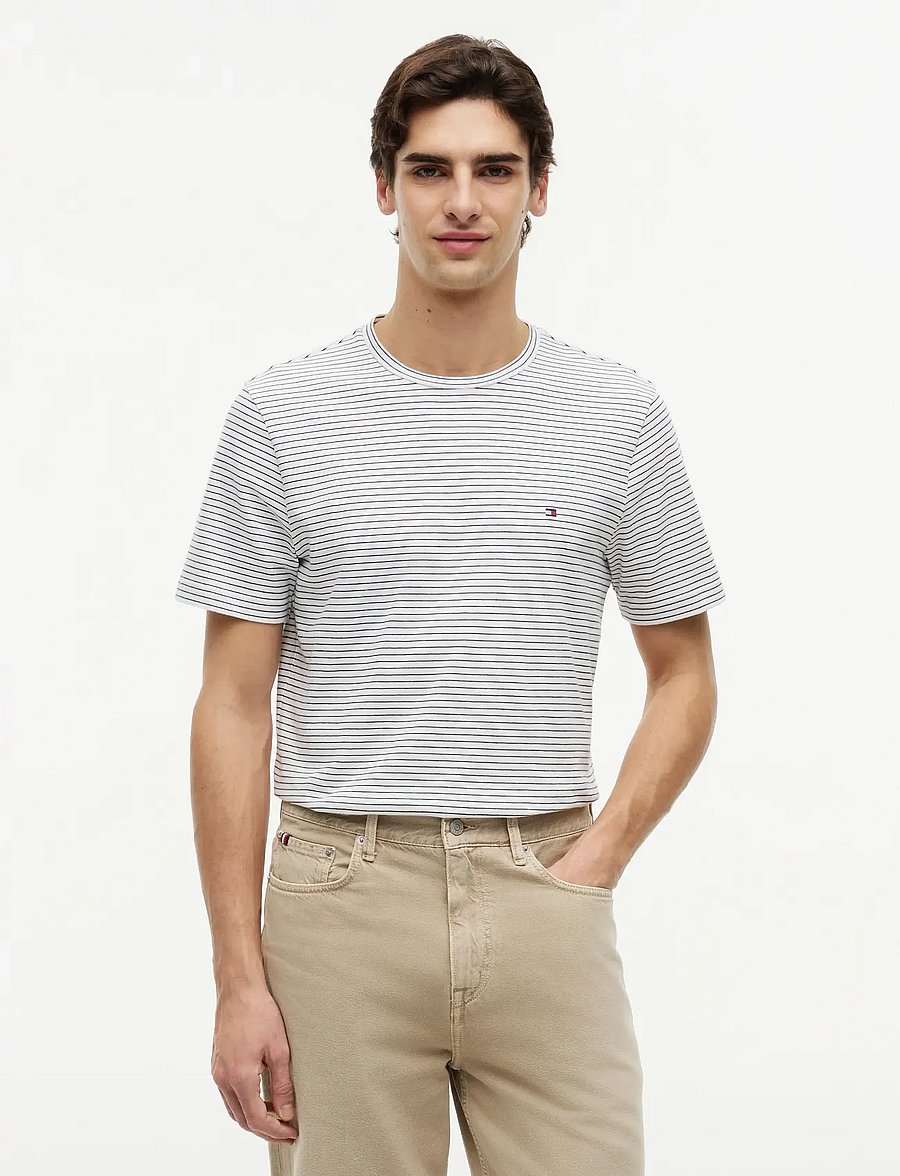 Tommy Hilfiger - ESS SEASONAL REG FIT STRIPE TEE - short-sleeved t-shirts - ecru desert sky stripe - 0