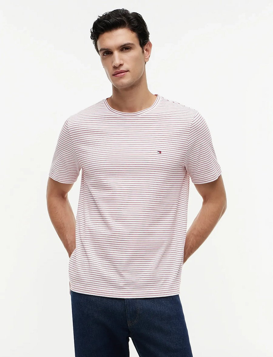 Tommy Hilfiger - ESS SEASONAL REG FIT STRIPE TEE - kurzärmelige t-shirts - ecru medium red stripe - 0