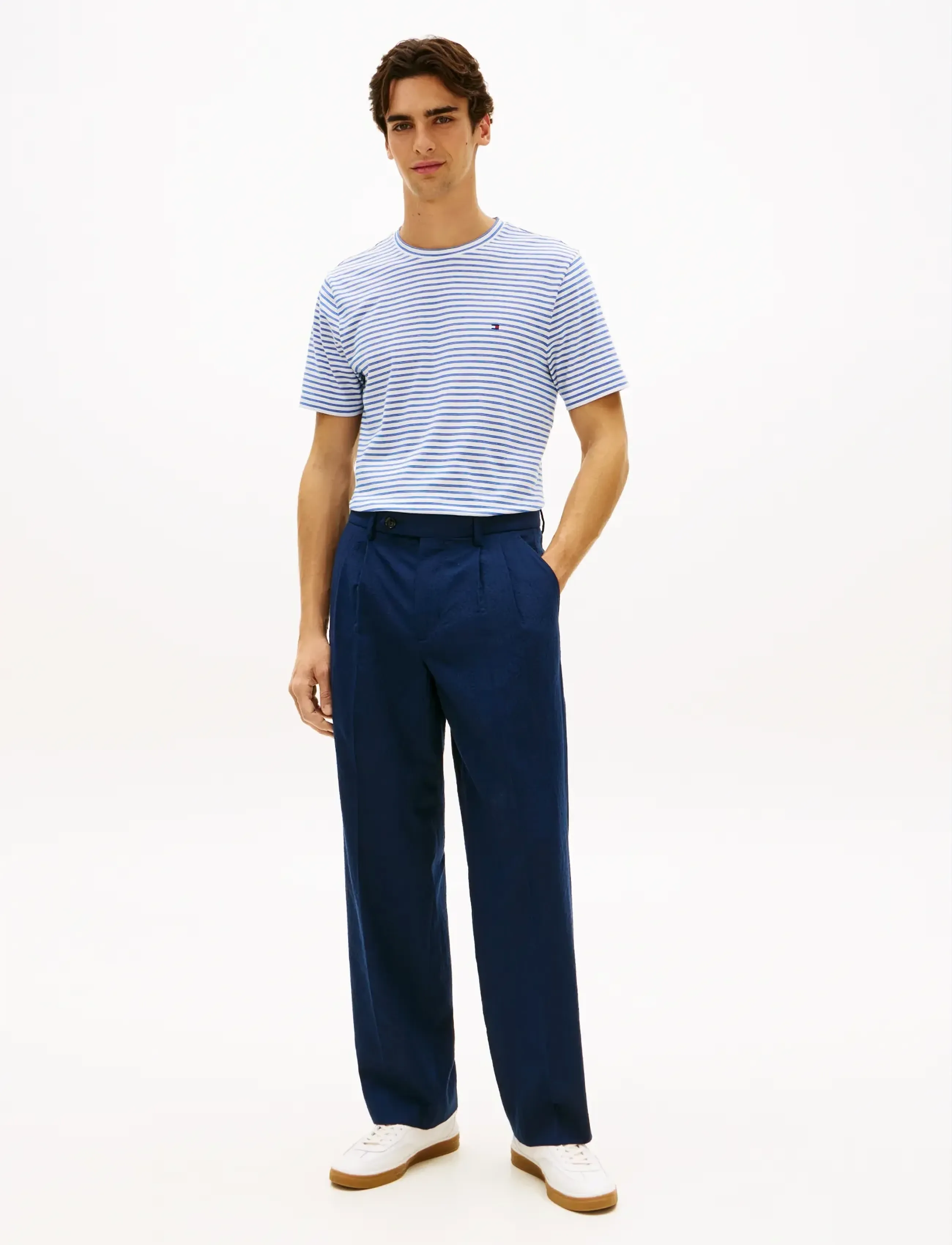 Tommy Hilfiger - ESS SEASONAL REG FIT STRIPE TEE - kortærmede t-shirts - white   regal blue stripe - 3