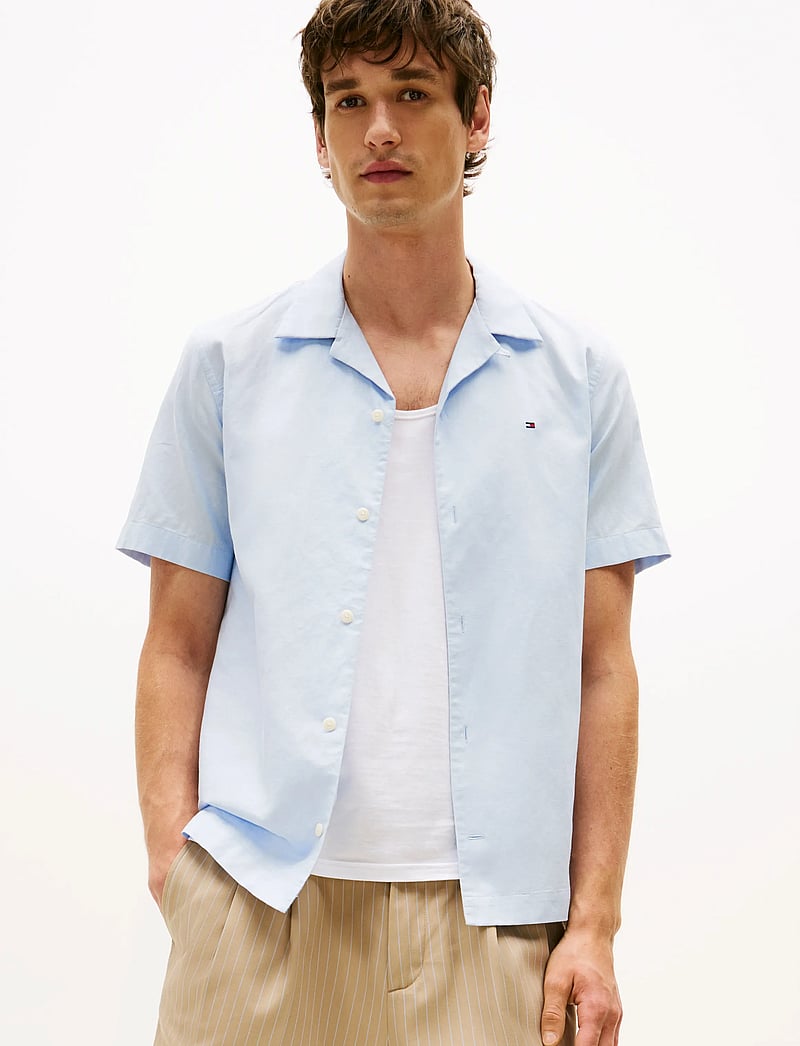 Tommy Hilfiger - LINEN BLEND SOLID S/S RF SHIRT - linased särgid - breezy blue - 0