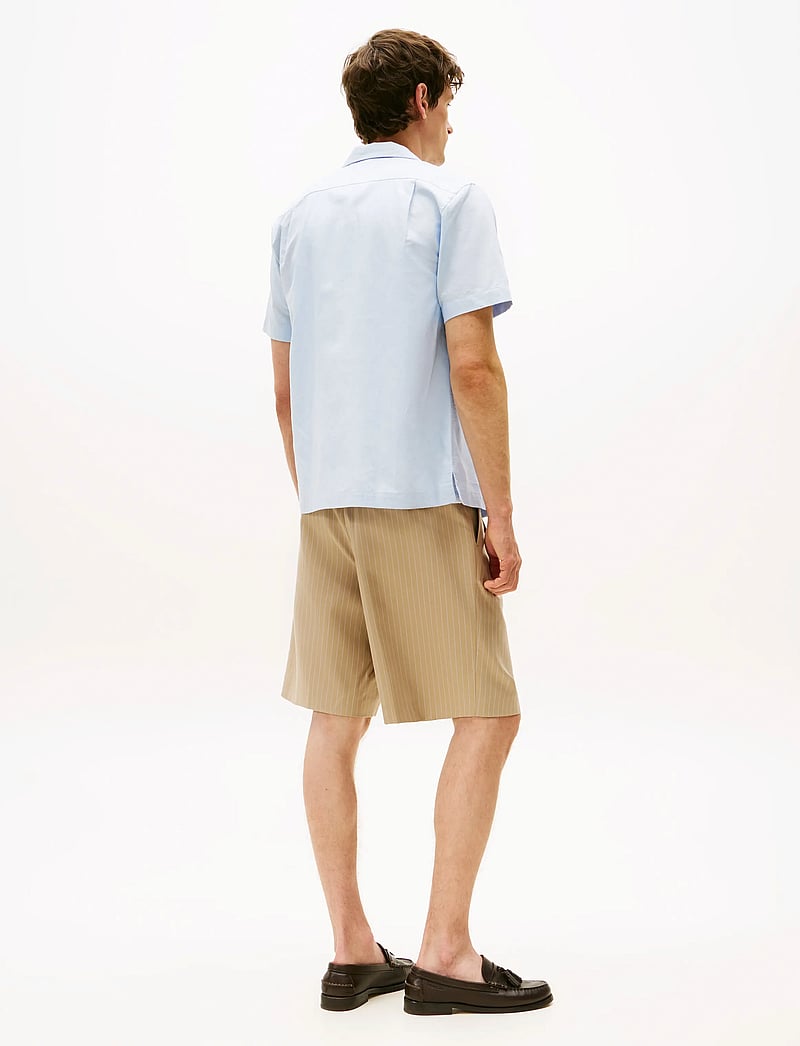 Tommy Hilfiger - LINEN BLEND SOLID S/S RF SHIRT - linased särgid - breezy blue - 4