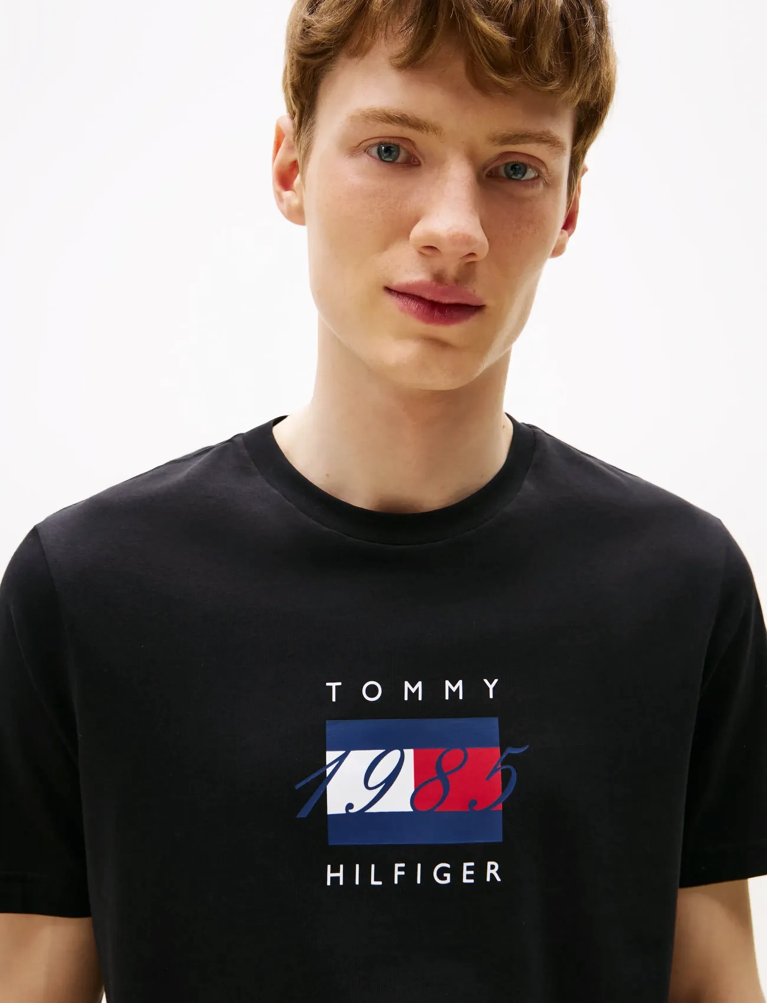 Tommy Hilfiger - LINEAR FLAG GRAPHIC TEE - lowest prices - black - 4