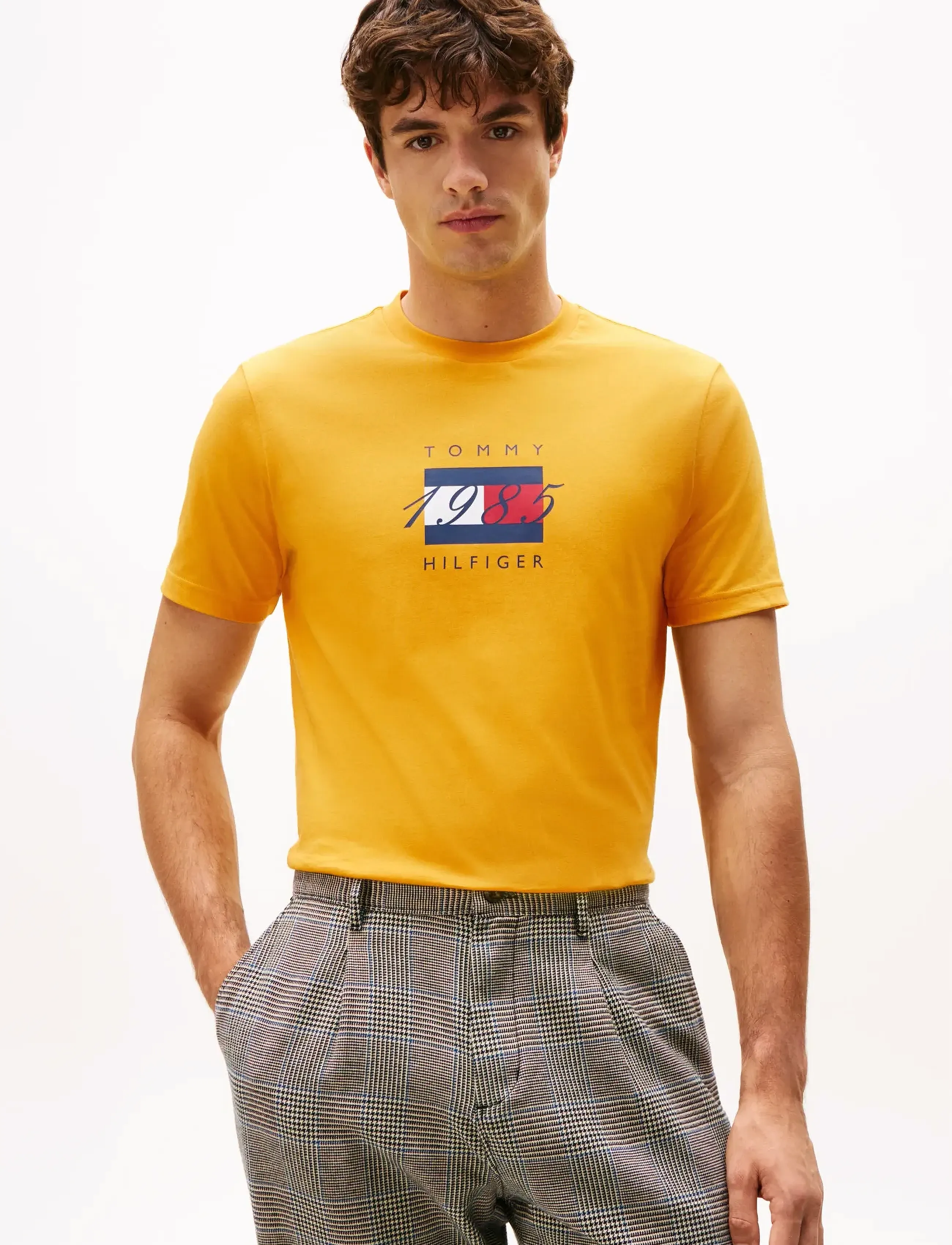 Tommy Hilfiger LINEAR FLAG GRAPHIC TEE - Tommy Hilfiger - COUNTRYSIDE YELLOW / yellow