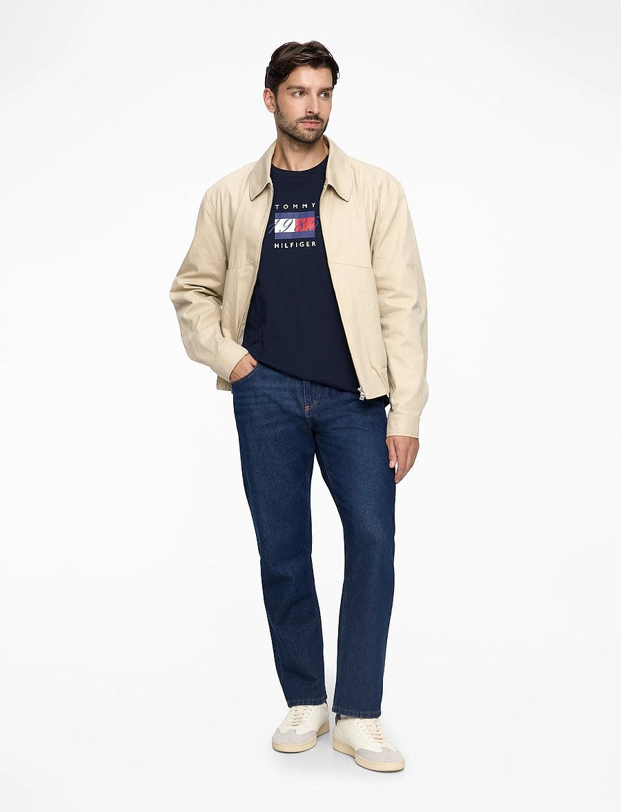 Tommy Hilfiger - LINEAR FLAG GRAPHIC TEE - short-sleeved t-shirts - desert sky - 2