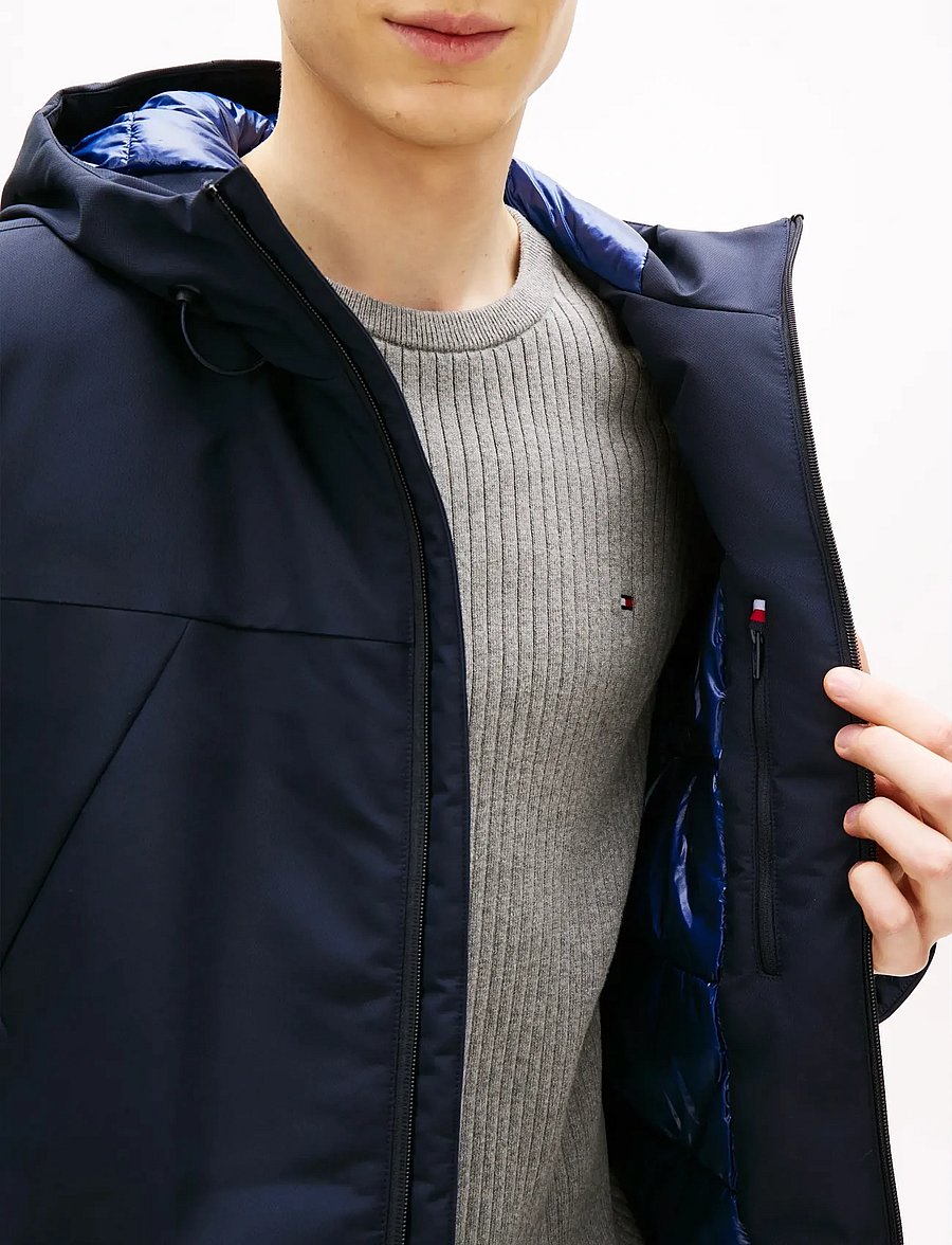 Tommy Hilfiger - TECH HOODED SHORT PADDED JACKET - padded jackets - desert sky - 5