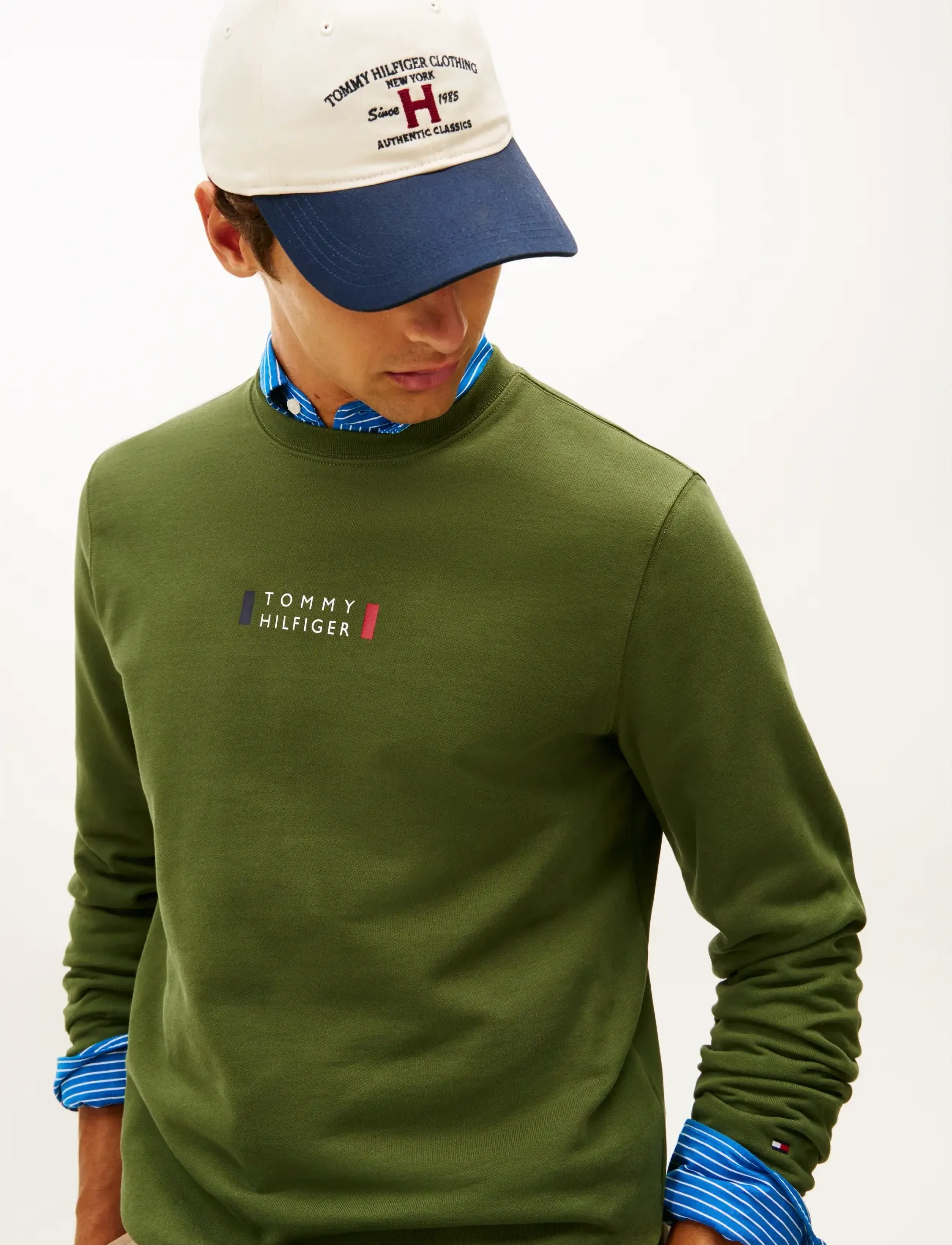 Tommy Hilfiger - BRAND LOVE SWEATSHIRT - osta olukorra järgi - mountain pine - 4