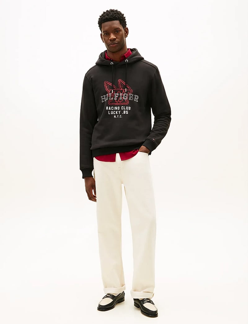 Tommy Hilfiger - MODERN ATH GRAPHIC HOODY - hættetrøjer - black - 2