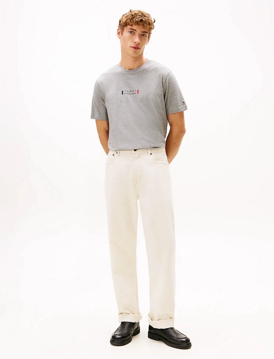 Tommy Hilfiger - BRAND LOVE SMALL CENTER TEE - lühikeste varrukatega t-särgid - medium grey heather - 2