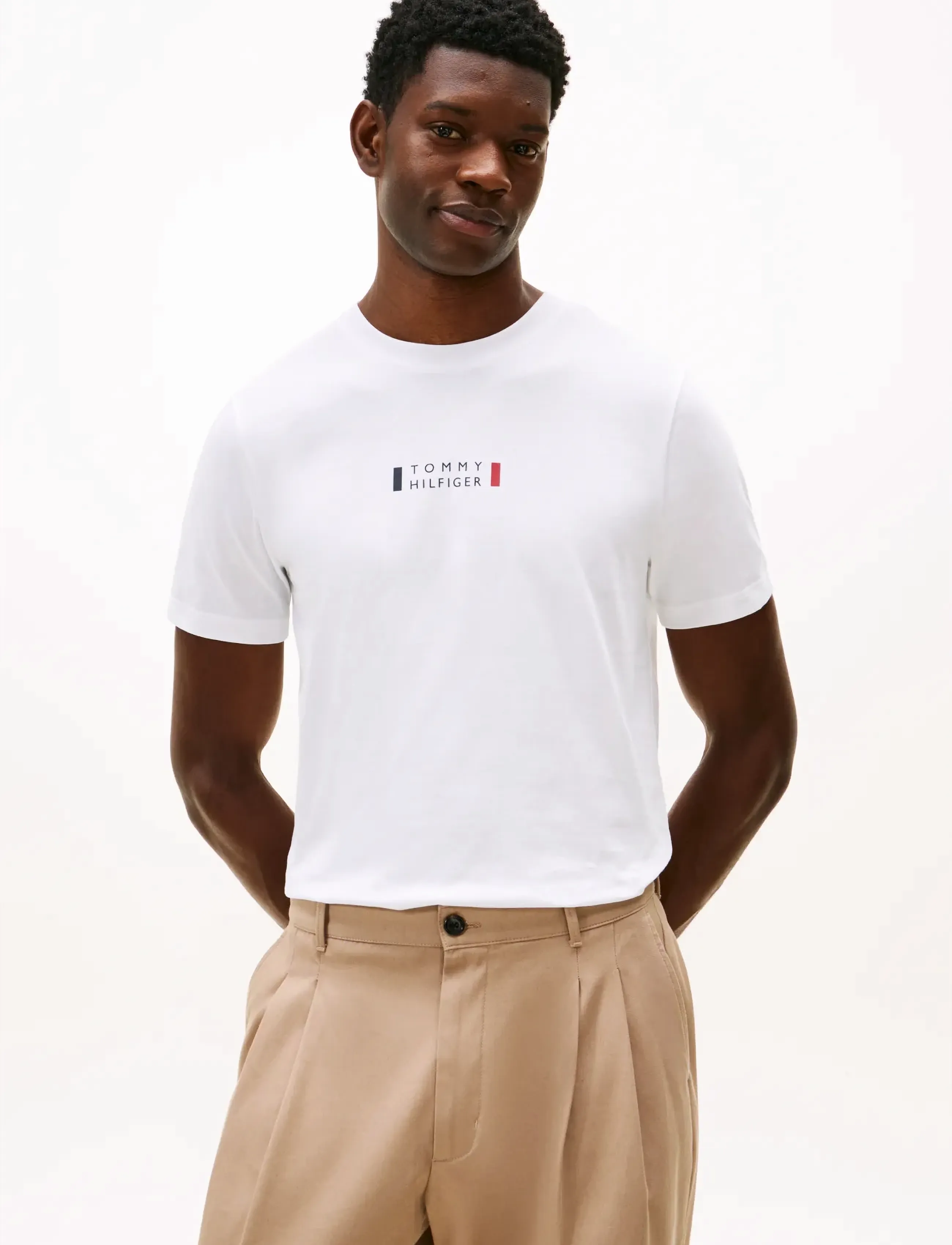 Tommy Hilfiger BRAND LOVE SMALL CENTER TEE - Kleding - WHITE / white