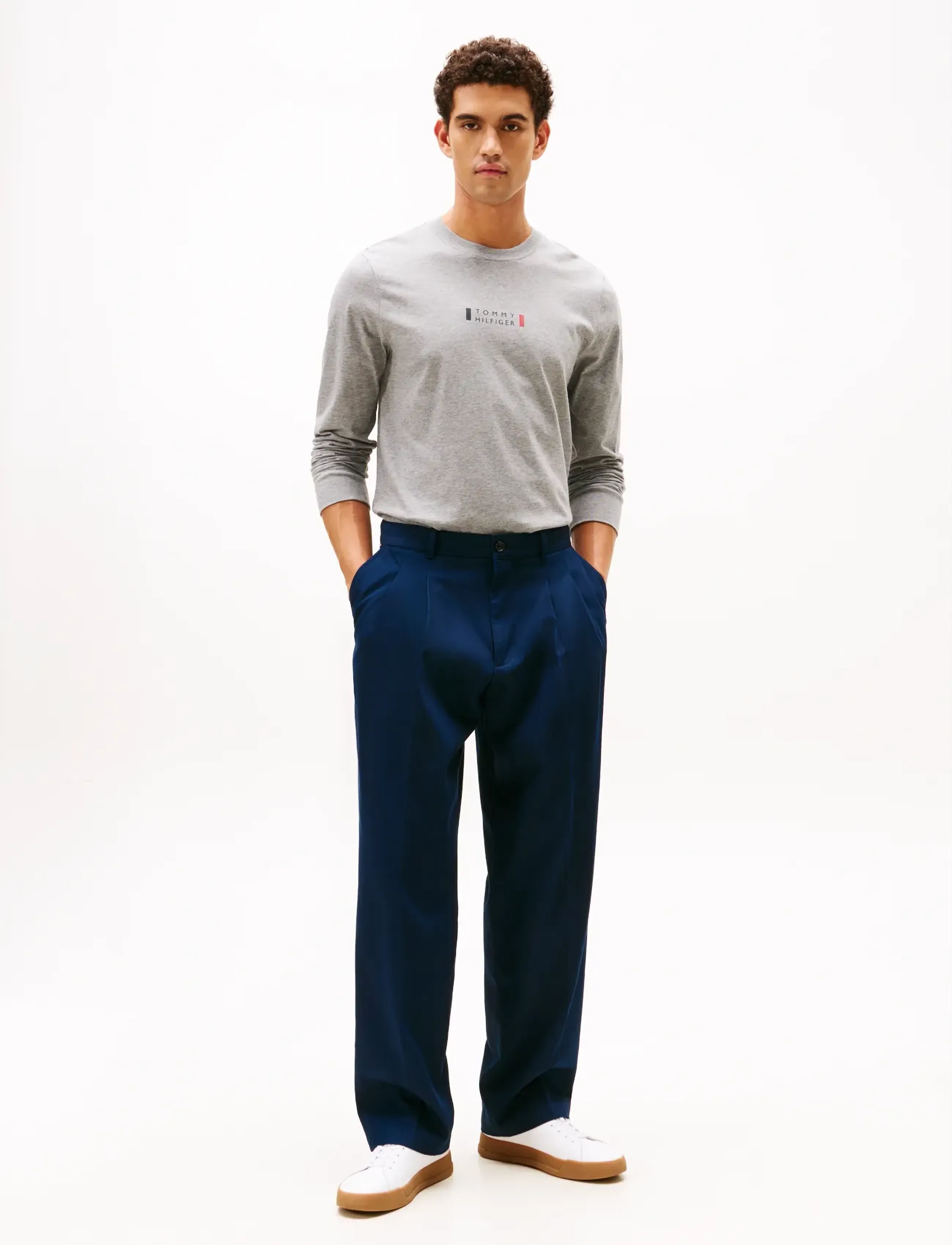 Tommy Hilfiger - BRAND LOVE LS TEE - långärmade t-shirts - medium grey heather - 2
