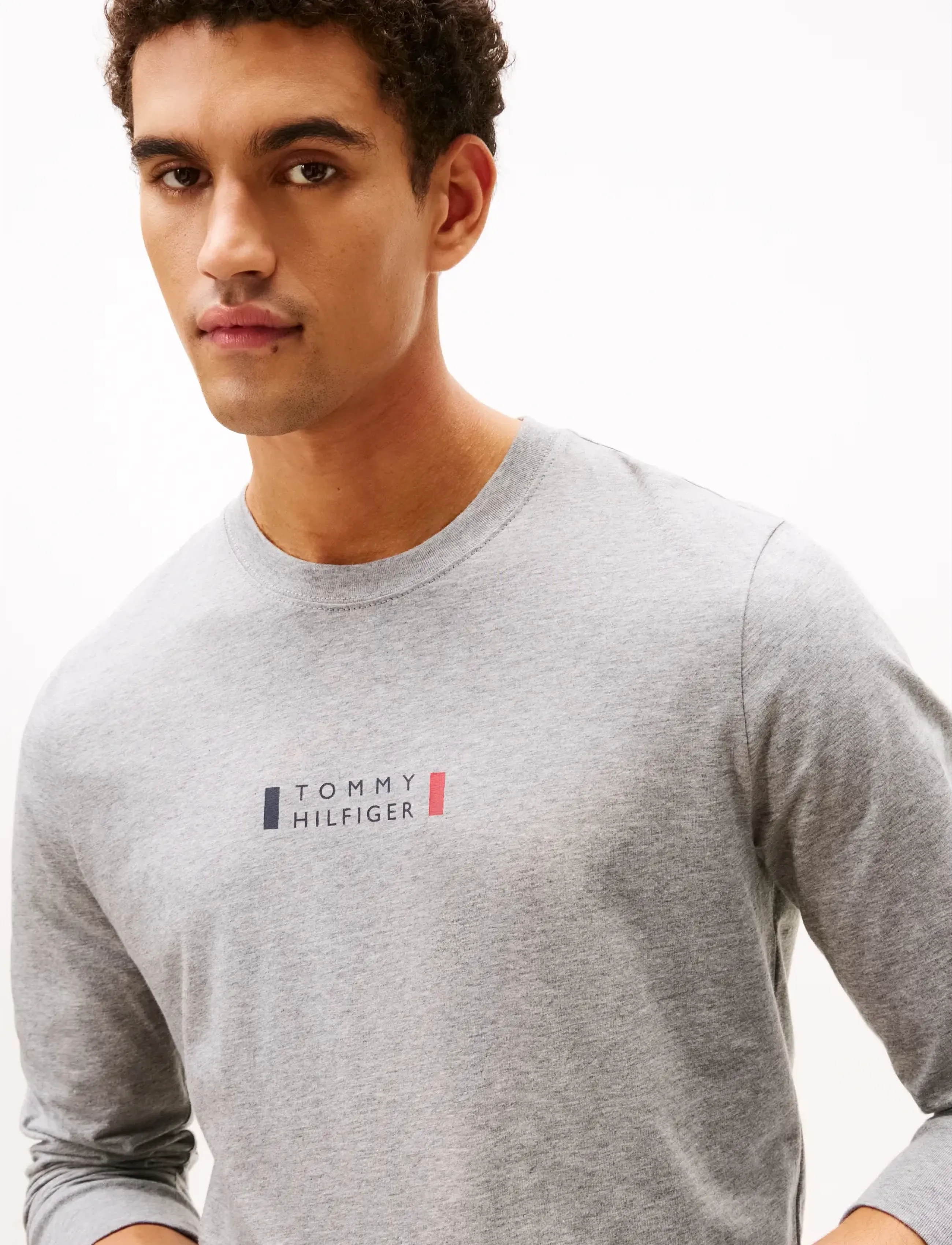 Tommy Hilfiger - BRAND LOVE LS TEE - långärmade t-shirts - medium grey heather - 4