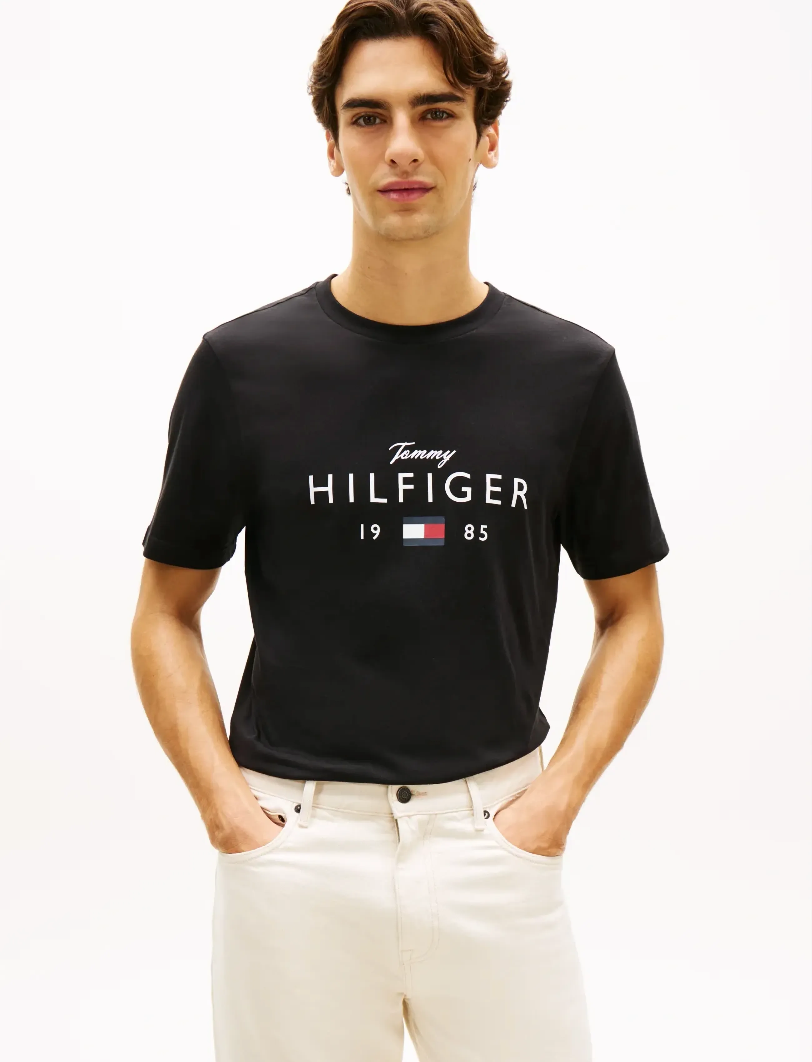 Tommy Hilfiger - BRAND LOVE BIG HILFIGER TEE - kortærmede t-shirts - black - 2