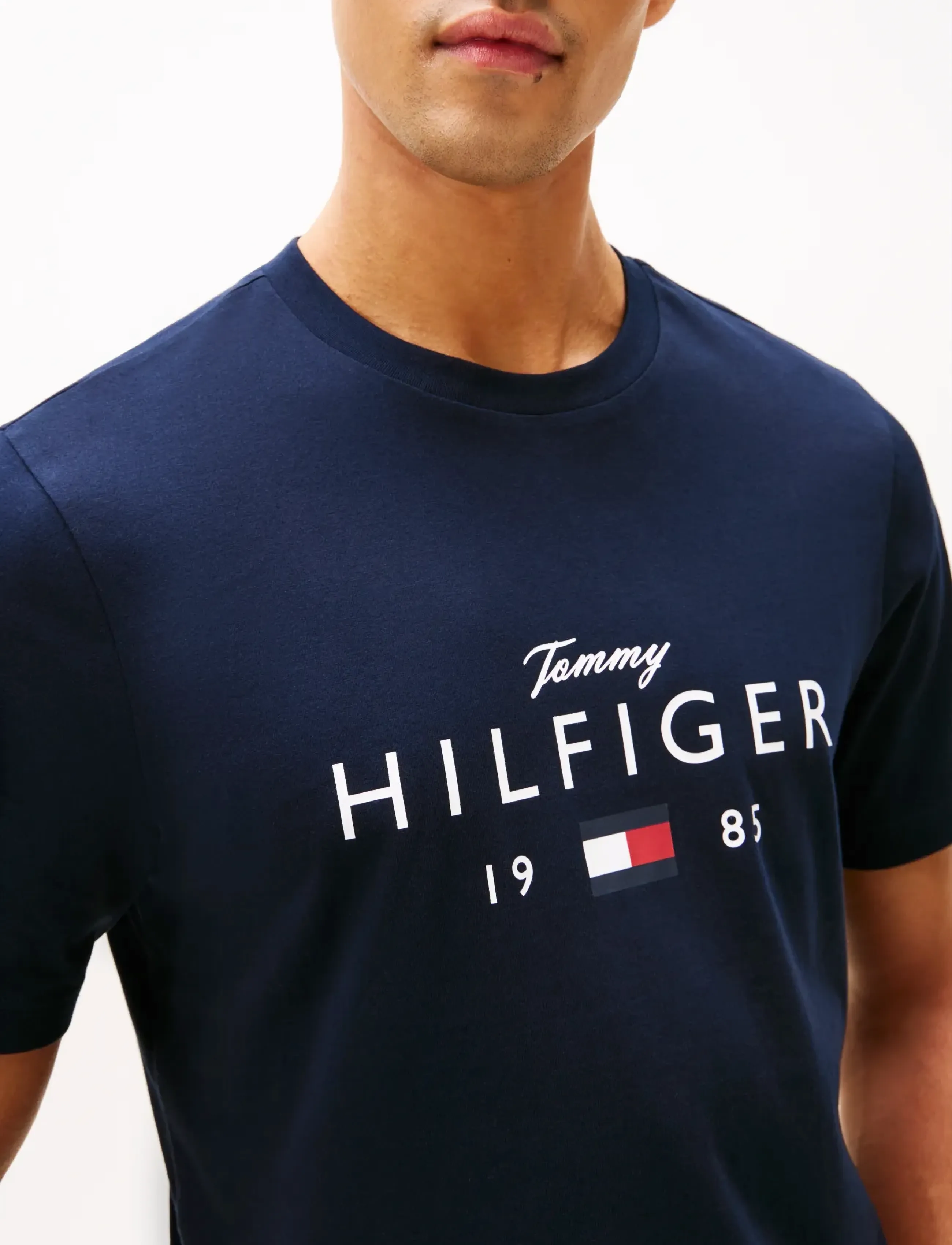 Tommy Hilfiger - BRAND LOVE BIG HILFIGER TEE - kortærmede t-shirts - desert sky - 4