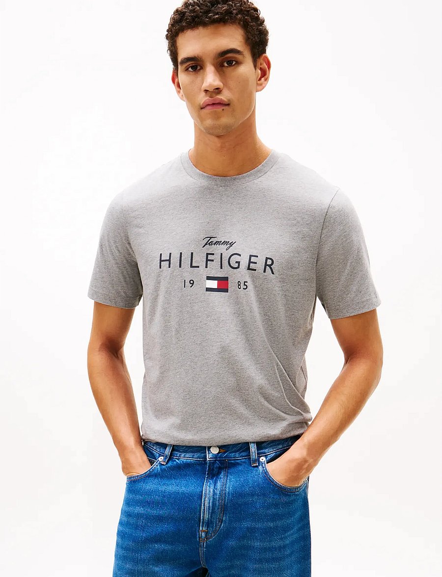 Tommy Hilfiger - BRAND LOVE BIG HILFIGER TEE - t-krekli ar īsām piedurknēm - medium grey heather - 0
