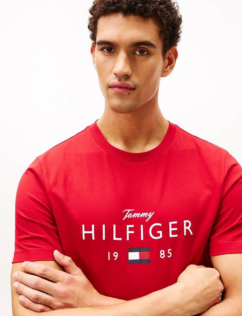 Tommy Hilfiger - BRAND LOVE BIG HILFIGER TEE - kortærmede t-shirts - medium red - 4