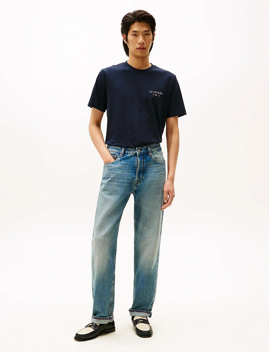 Tommy Hilfiger - BRAND LOVE SMALL HILFIGER TEE - kortærmede t-shirts - desert sky - 2