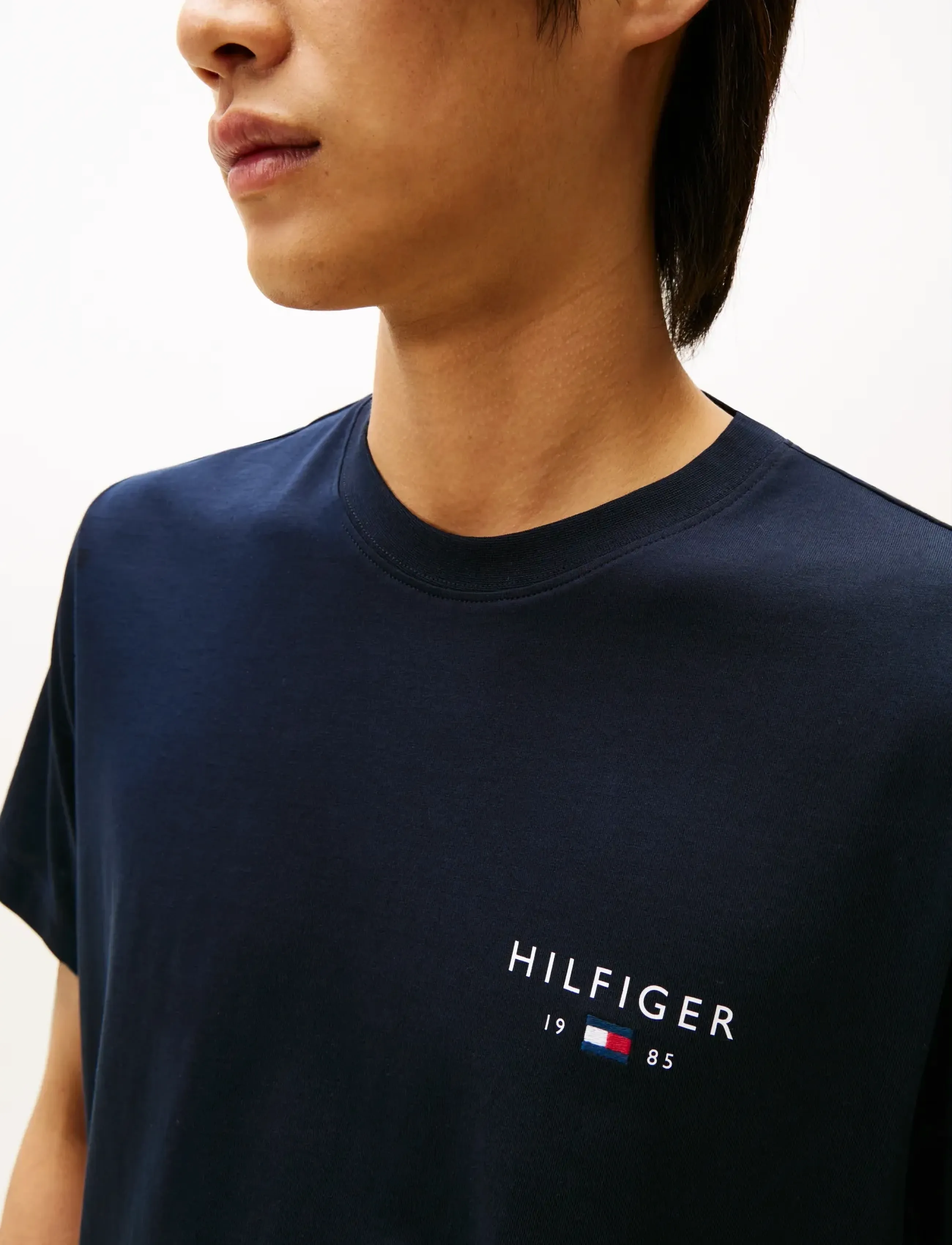 Tommy Hilfiger - BRAND LOVE SMALL HILFIGER TEE - t-shirts à manches courtes - desert sky - 4