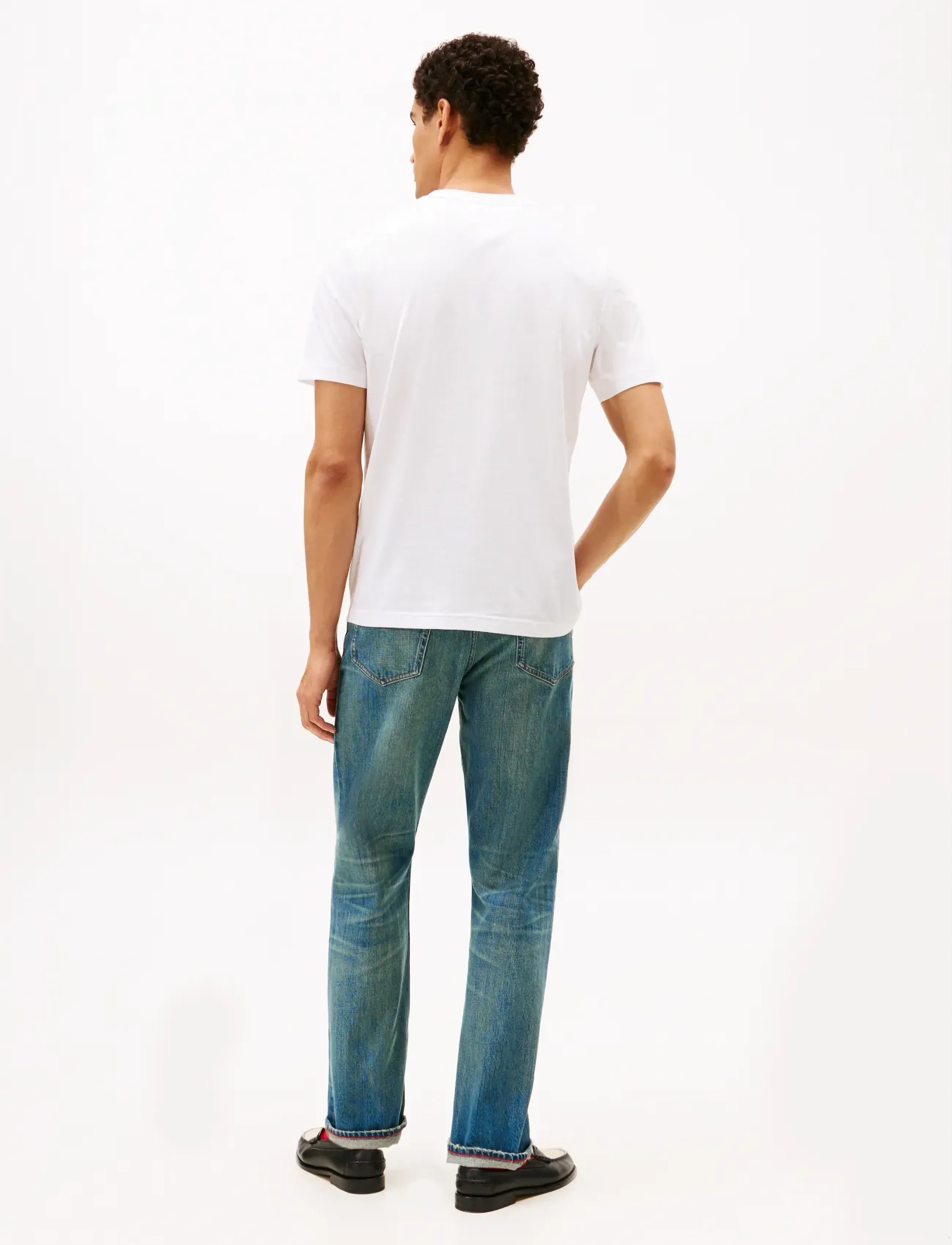 Tommy Hilfiger - BRAND LOVE SMALL HILFIGER TEE - kortærmede t-shirts - white - 3
