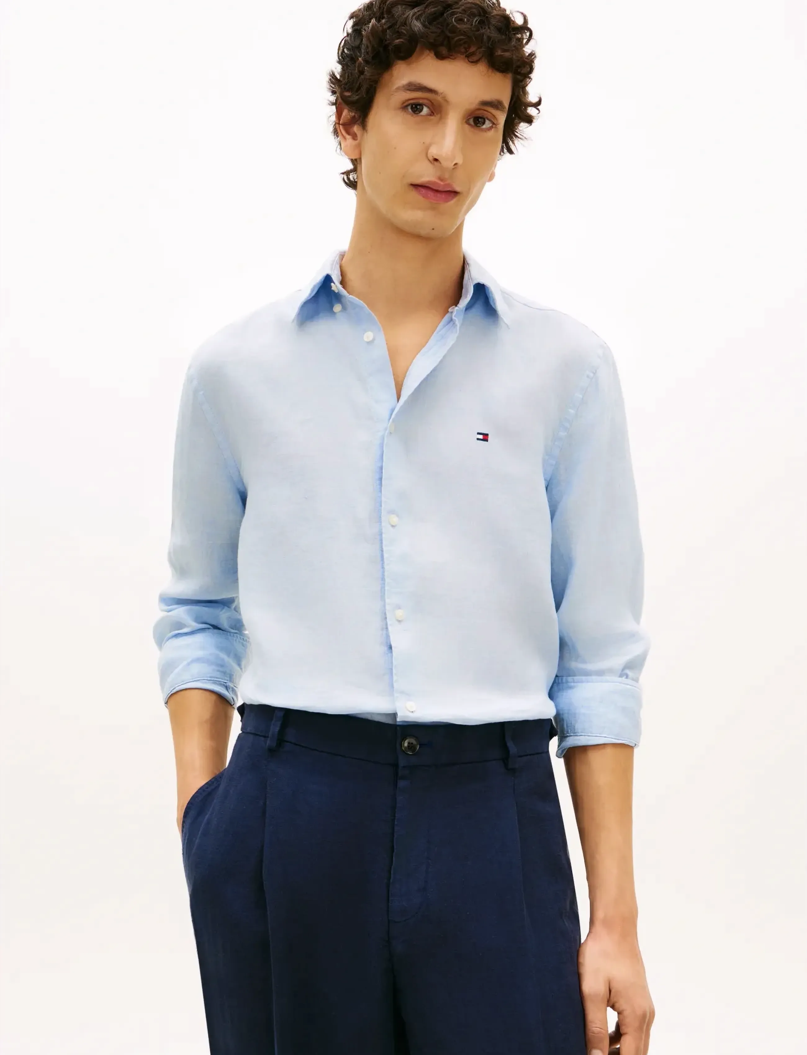 Tommy Hilfiger PIGMENT DYED LI SOLID RF SHIRT - Koszule - BREEZY BLUE / blue