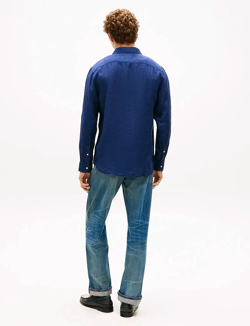Tommy Hilfiger - PIGMENT DYED LI SOLID RF SHIRT - lininiai marškiniai - carbon navy - 2