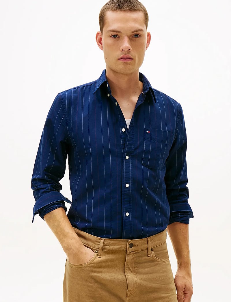 Tommy Hilfiger - HERITAGE OXFORD PIN STRIPE SHIRT - oxford-skjortor - preppy navy - 0