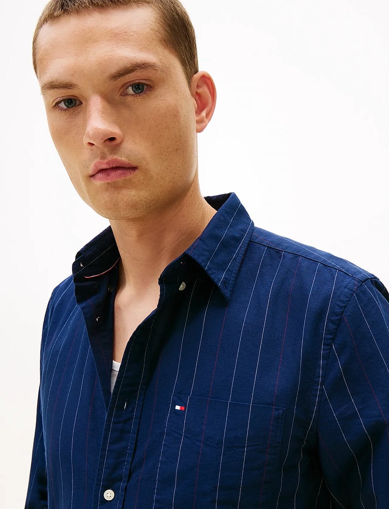 Tommy Hilfiger - HERITAGE OXFORD PIN STRIPE SHIRT - oxford-skjortor - preppy navy - 4