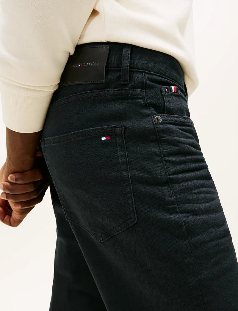 Tommy Hilfiger - STRAIGHT DENTON STR BRENT BLACK - regular jeans - brent black - 4
