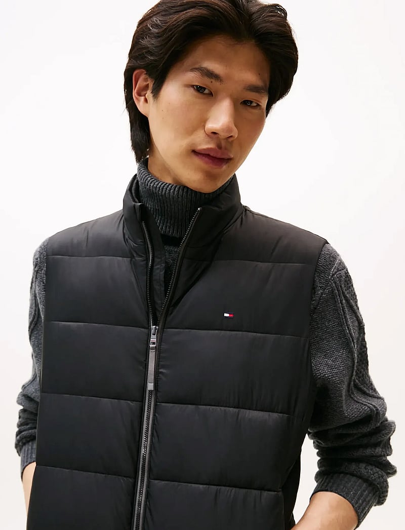 Tommy Hilfiger - MID WEIGHT VEST - vestid - black - 4