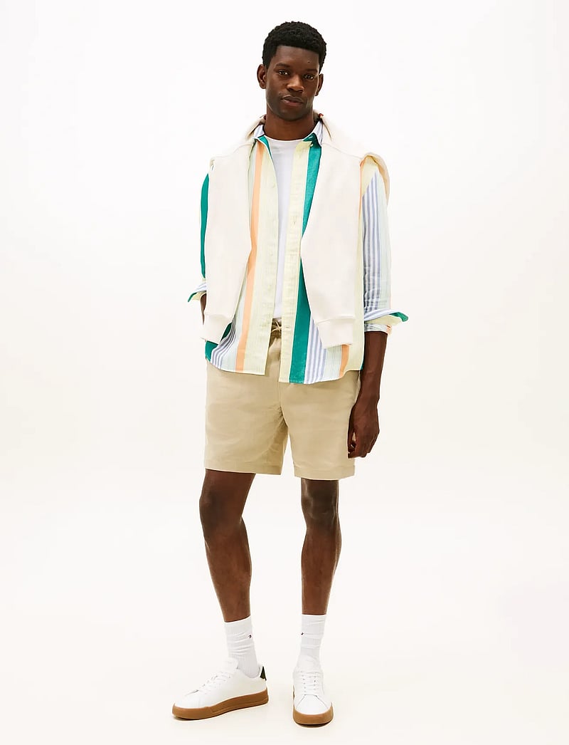 Tommy Hilfiger - MERCER 7 PULL ON LINEN SHORT - hørshorts - sandalwood - 3