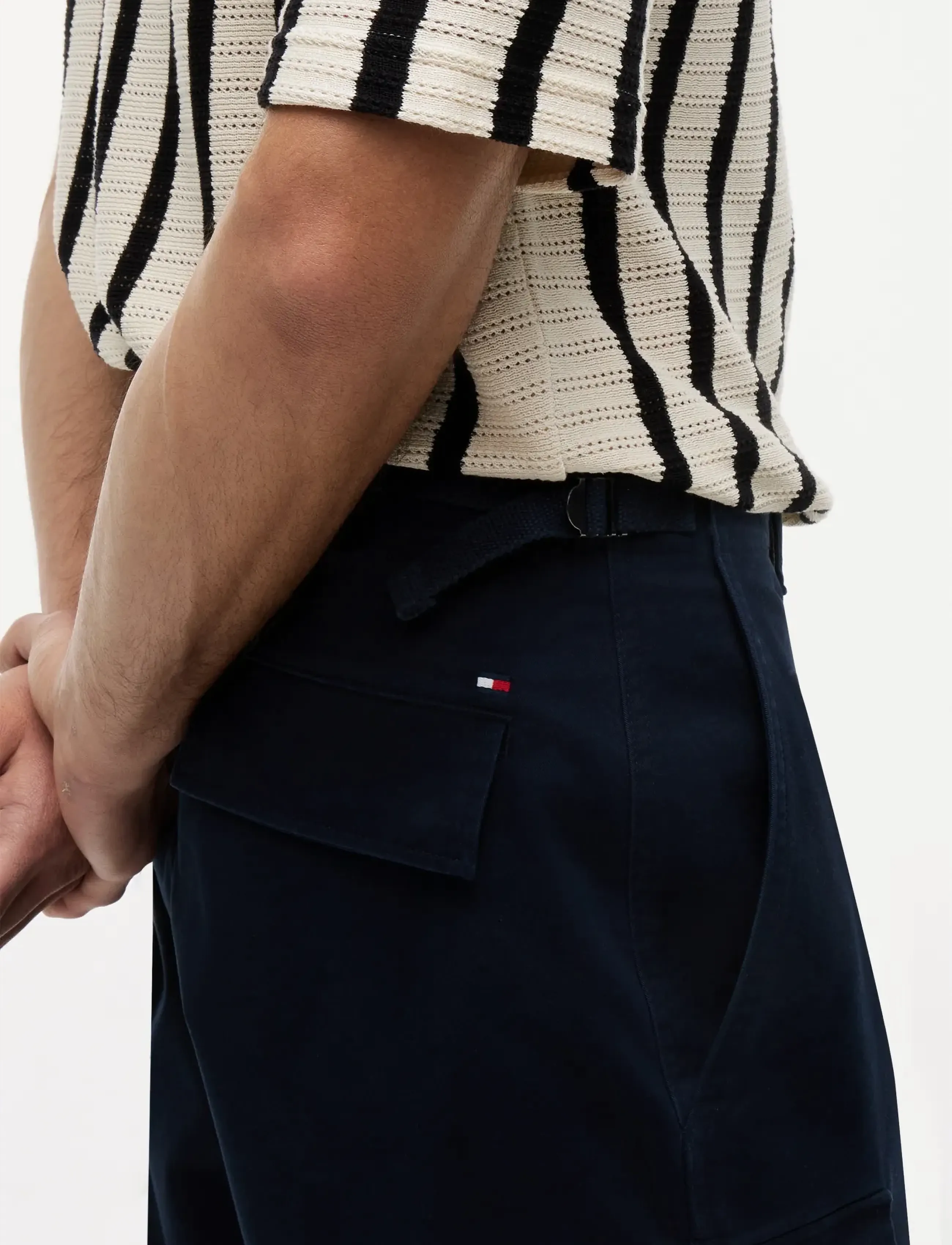 Tommy Hilfiger - CARGO SHORT ESS TWILL - cargo shorts - desert sky - 4