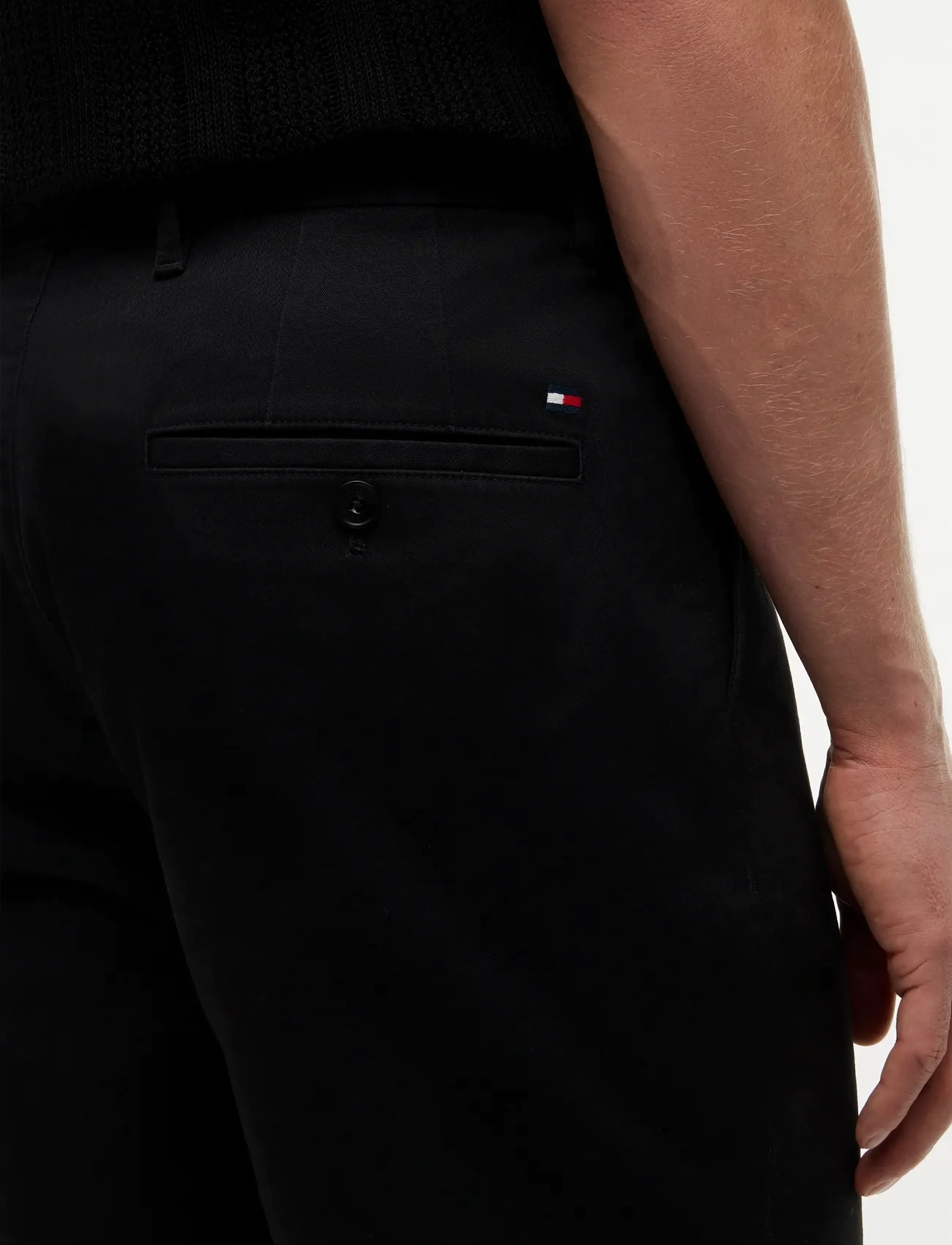 Tommy Hilfiger - DOVER 8 INC ESS TWILL SHORT - lühikesed vabaajapüksid - black - 4