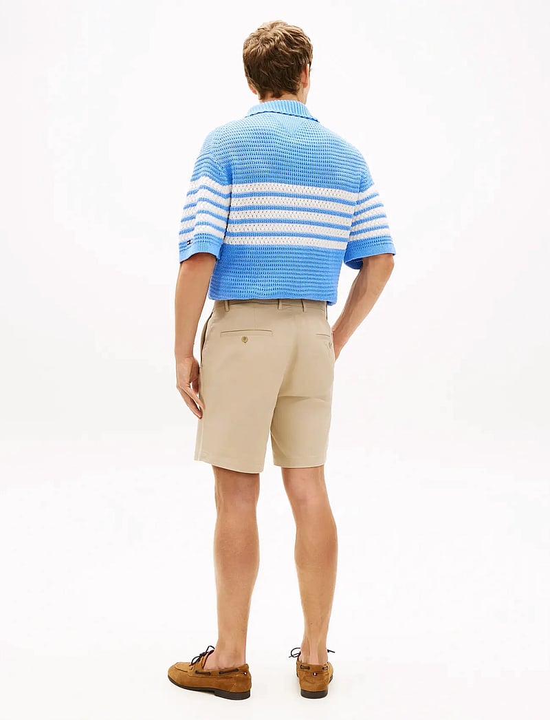 Tommy Hilfiger - DOVER 8" ESS TWILL SHORT - casual shorts - sandalwood - 2