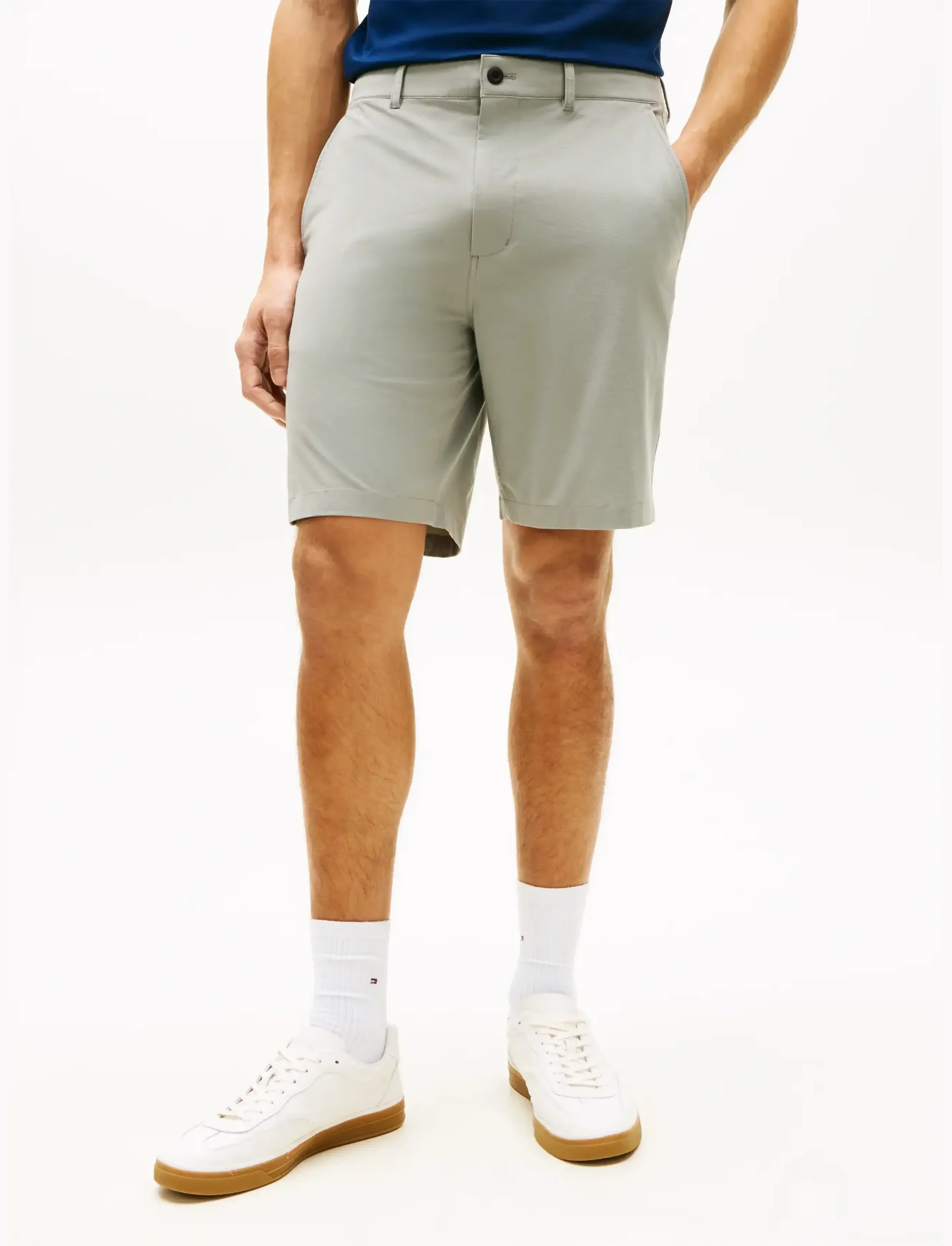 Tommy Hilfiger DOVER 8" ALL DAY SHORT - Tommy Hilfiger - HYDROGEN GREY / green