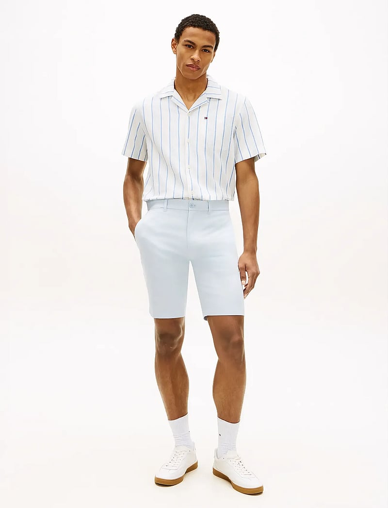 Tommy Hilfiger - DENTON 9.5 INC PRINTED STRUCTURE - chinos shorts - breezy blue - 3