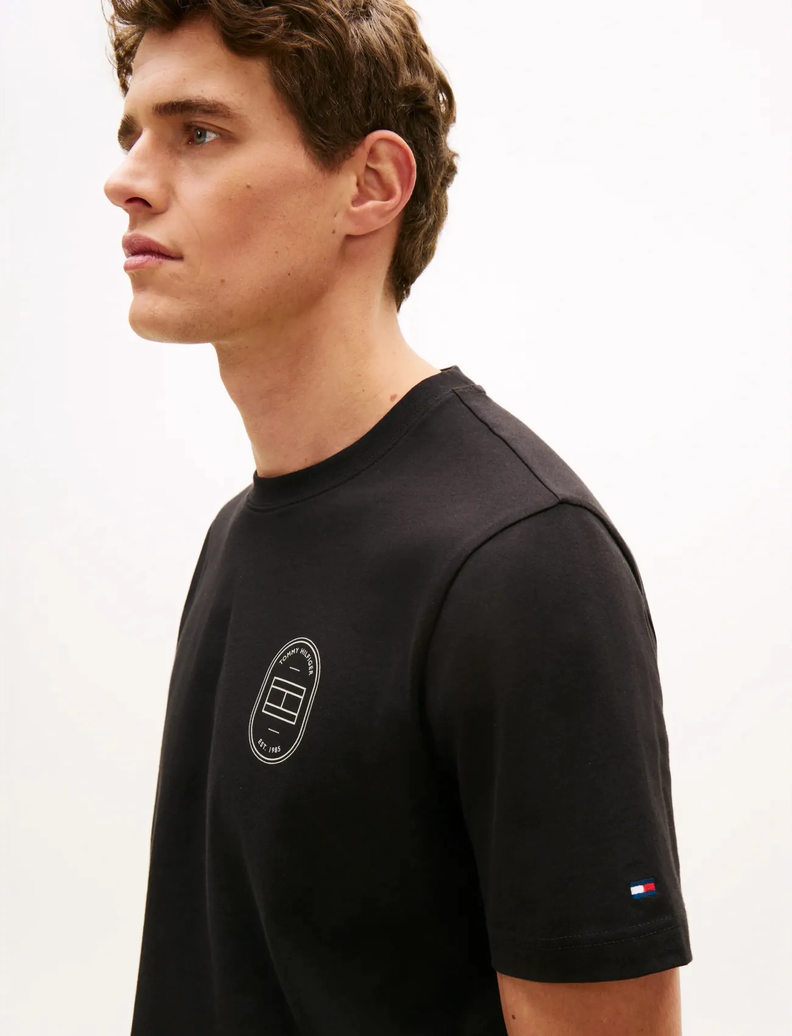 Tommy Hilfiger - BRAND LOVE ROUNDEL TEE - kurzärmelig - black - 4