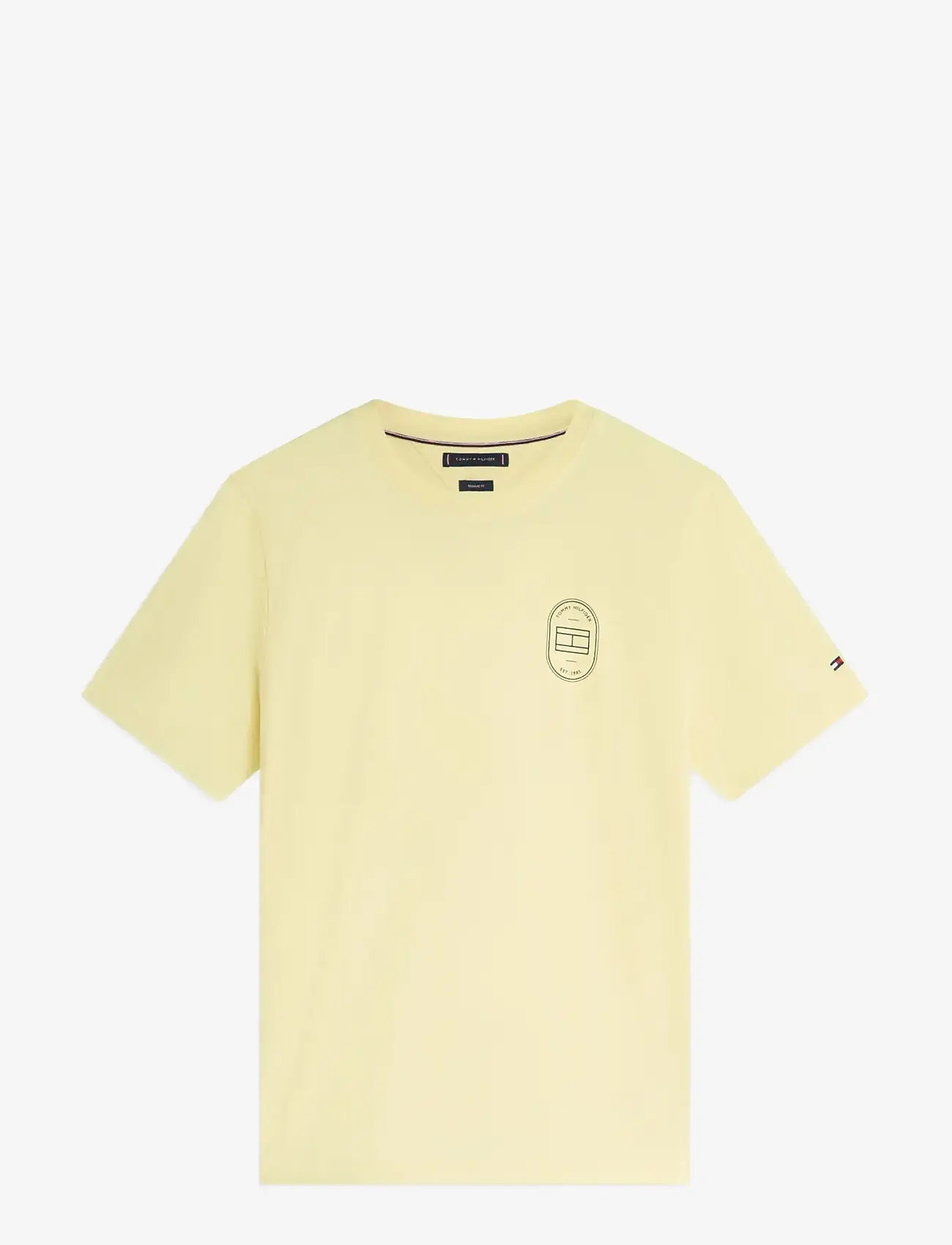 Tommy Hilfiger - BRAND LOVE ROUNDEL TEE - kortærmede t-shirts - citronella - 1