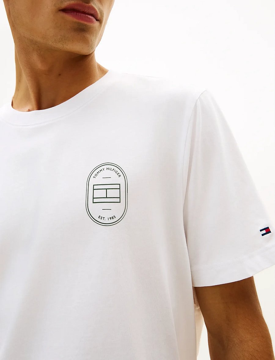 Tommy Hilfiger - BRAND LOVE ROUNDEL TEE - krótki rękaw - white - 4
