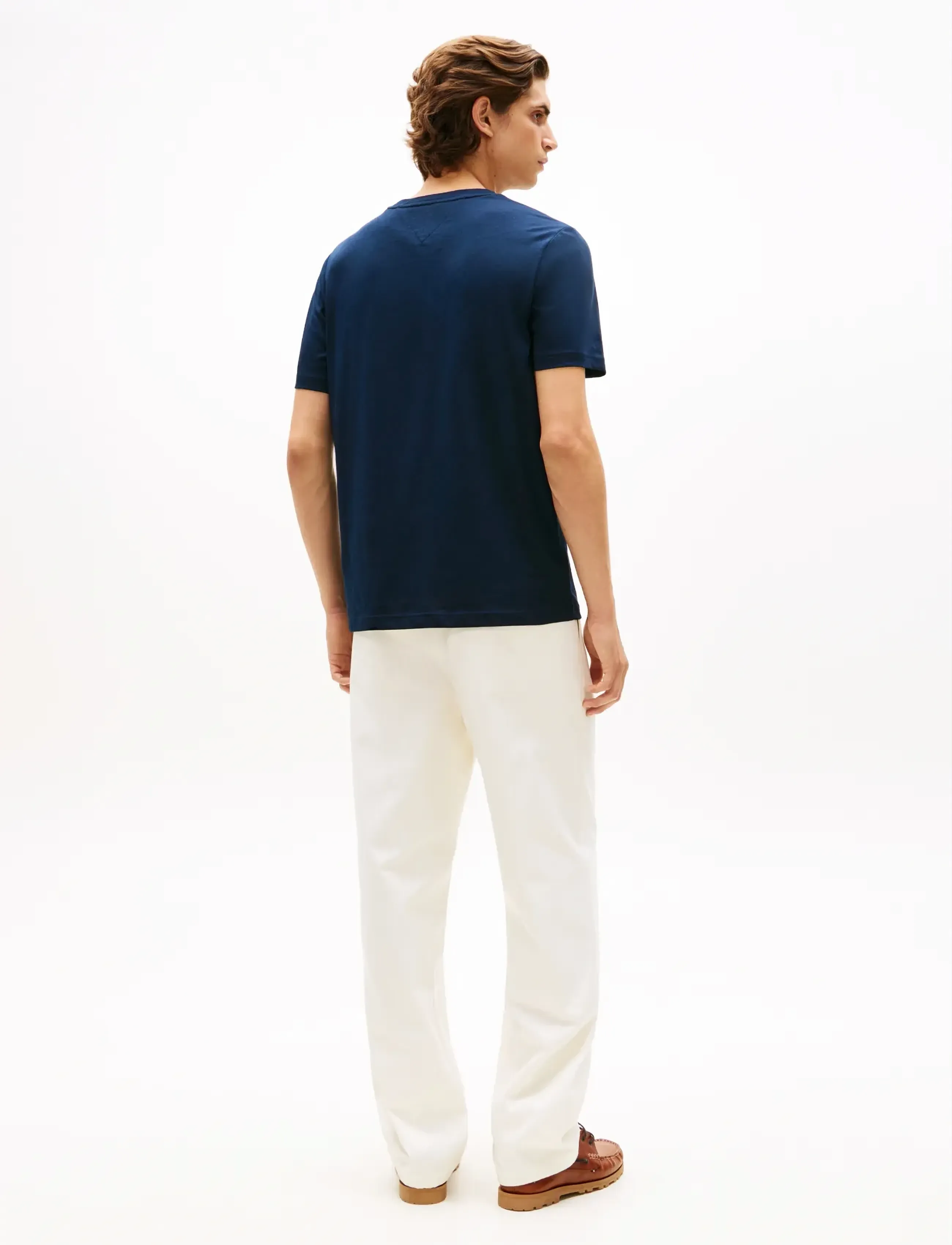 Tommy Hilfiger - BRAND LOVE TEXT BOX TEE - kortärmade t-shirts - desert sky - 2