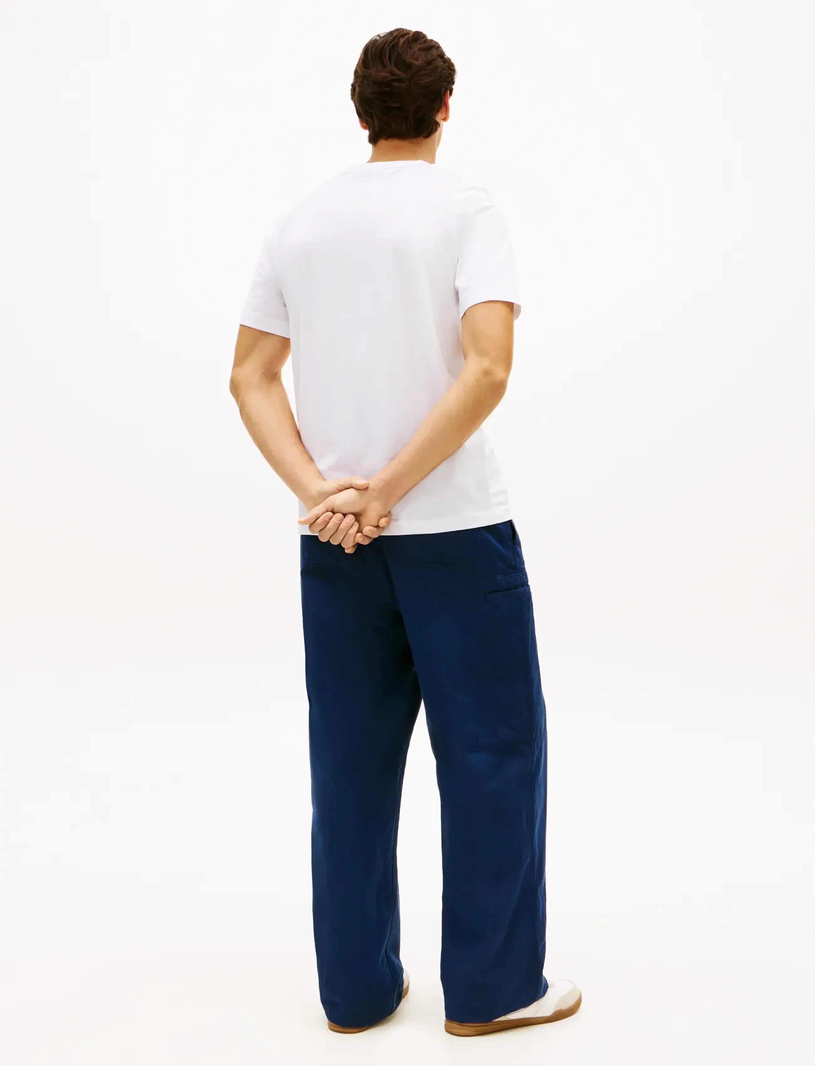 Tommy Hilfiger - BRAND LOVE BIG TEXT TEE - short-sleeved t-shirts - white - 2
